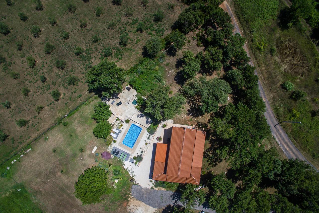 Beautiful Villa Palera With Private Pool Near Pula Liznjan Luaran gambar